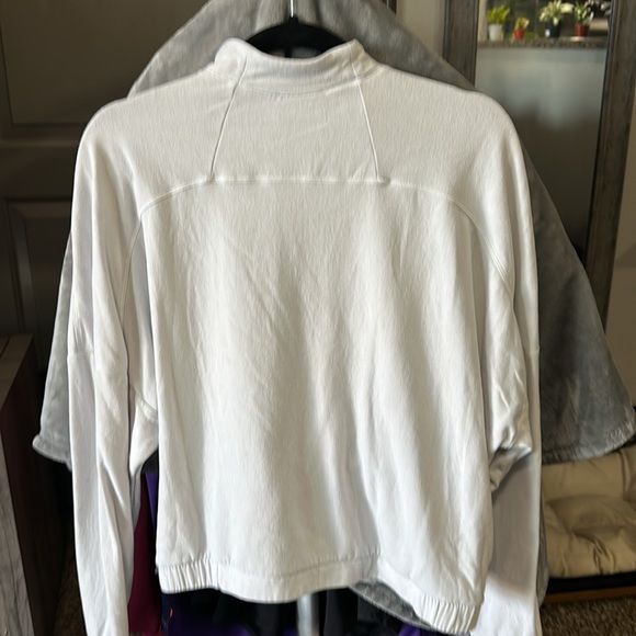 Columbia Zip Up Jacket - Picture 3 of 3